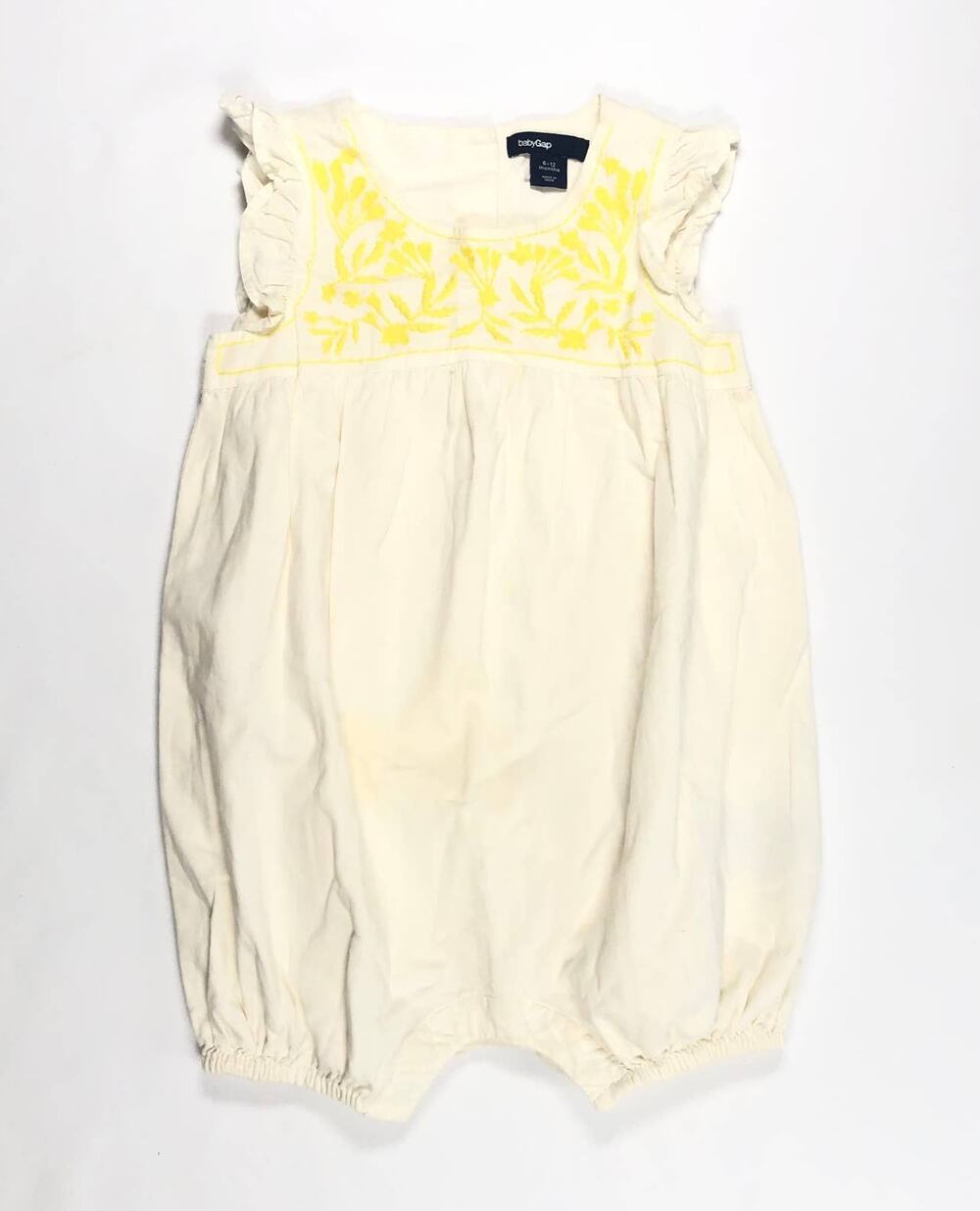 BABY GAP BABY GIRL EMBROIDERED ROMPER SIZE 6/12M